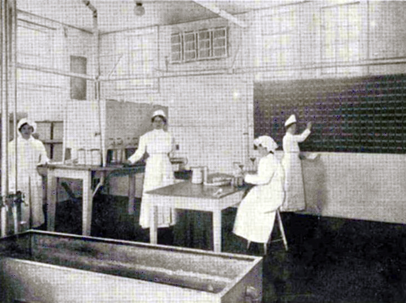 Staff in the Dispensary, Babies Milk Depot, Department of Public Health, City of Winnipeg, 1916. (A712 Volume 4)