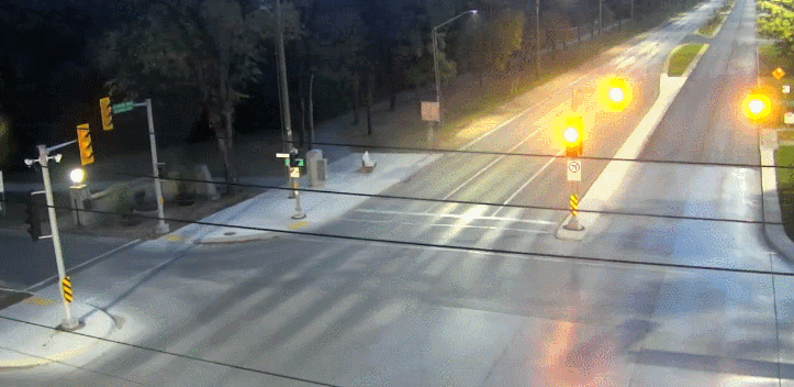 flashing traffic lights