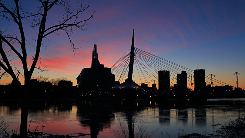 The Esplanade Riel bridge view during sunset