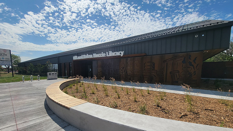 Front side view of Bill and Helen Norrie Library